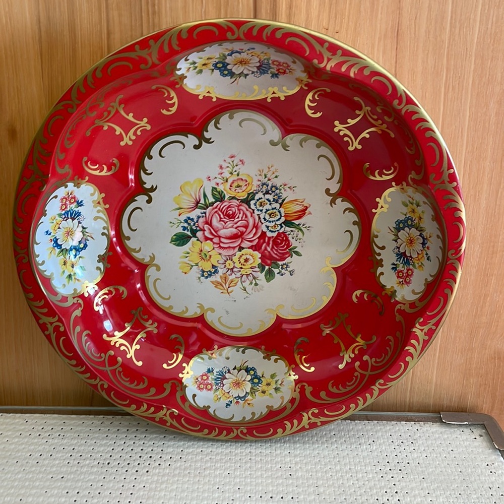 Vintage 1971 Daher Decorated Ware Tin
Bowl made in England‎